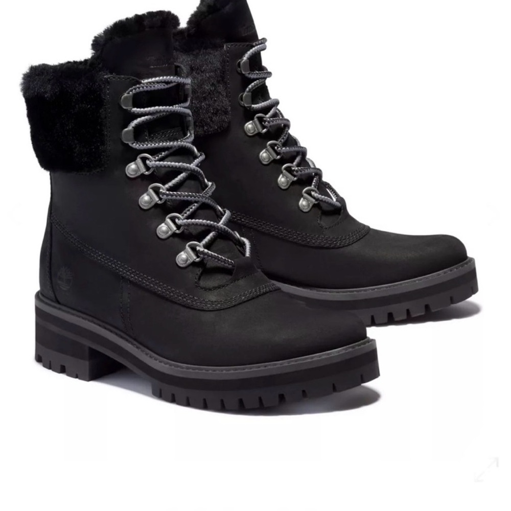 Timberland Women's Black Courmayeur Valley 6in WP Shearlingboot Black Nubuck